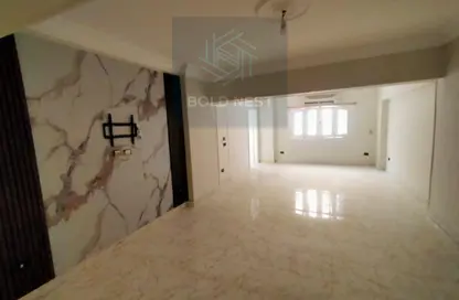 Apartment - 3 Bedrooms - 1 Bathroom for rent in Al Sefarat District - Nasr City - Cairo