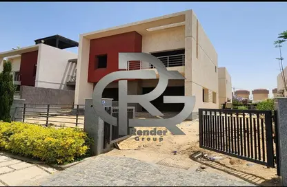 Villa - 4 Bedrooms - 3 Bathrooms for sale in Madinaty - Cairo