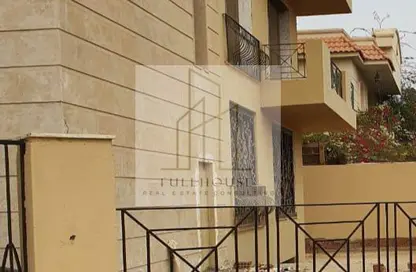 Villa - 6 Bedrooms - 4 Bathrooms for sale in West Somid - 6 October City - Giza