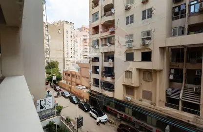 Apartment - 4 Bedrooms - 3 Bathrooms for sale in Ibrahim Nosseir St. - Laurent - Hay Sharq - Alexandria