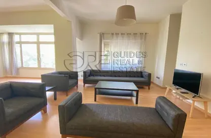 Apartment - 2 Bedrooms - 2 Bathrooms for rent in Ahmed Heshmat St. - Zamalek - Cairo