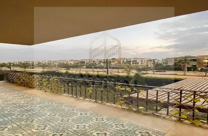 Apartment - 3 Bedrooms - 3 Bathrooms for sale in The Courtyard - 12th District - Sheikh Zayed City - Giza