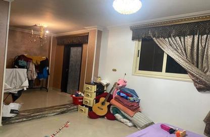 Apartment - 4 Bedrooms - 2 Bathrooms for sale in Street 1003 - New Maadi - Hay El Maadi - Cairo