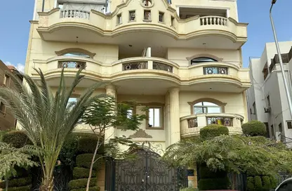 Apartment - 3 Bedrooms - 2 Bathrooms for sale in Al Narges 8 - Al Narges - New Cairo City - Cairo