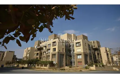 Apartment - 2 Bedrooms - 2 Bathrooms for sale in Palm Hills Village Gate - South Investors Area - New Cairo City - Cairo