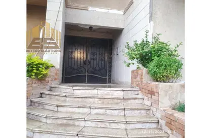 Apartment - 4 Bedrooms - 2 Bathrooms for sale in Al Bostan St. - 9th District - Obour City - Qalyubia