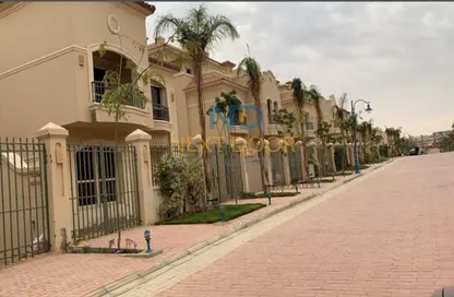 Twin House - 4 Bedrooms - 4 Bathrooms for sale in Al Patio 5 East - El Patio - El Shorouk Compounds - Shorouk City - Cairo