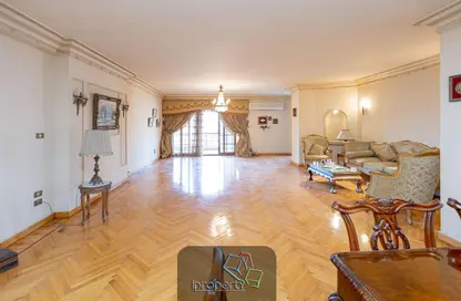 Apartment - 3 Bedrooms - 3 Bathrooms for sale in Essam Helmy Al Masry St. - Smouha - Hay Sharq - Alexandria