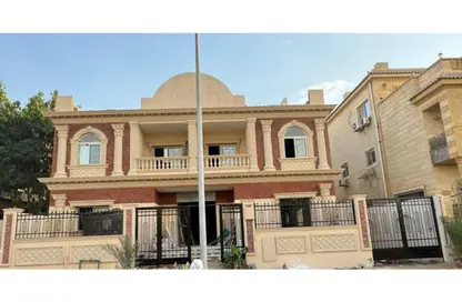 Apartment - 3 Bedrooms - 3 Bathrooms for sale in East The Academy - New Cairo City - Cairo