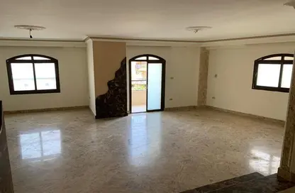 Apartment - 3 Bedrooms - 2 Bathrooms for sale in Street6 - District 4 - The 5th Settlement - New Cairo City - Cairo