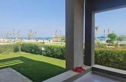 Chalet - 2 Bedrooms - 1 Bathroom for sale in Aroma Beach - Al Ain Al Sokhna - Suez