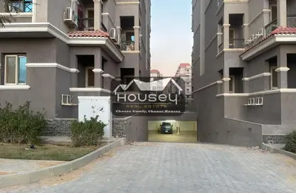 Apartment - 3 Bedrooms - 2 Bathrooms for sale in Mohamed Naguib Axis - Abou El Houl - New Cairo City - Cairo