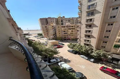 Apartment - 3 Bedrooms - 2 Bathrooms for sale in 50th Street - Zahraa El Maadi - Hay El Maadi - Cairo