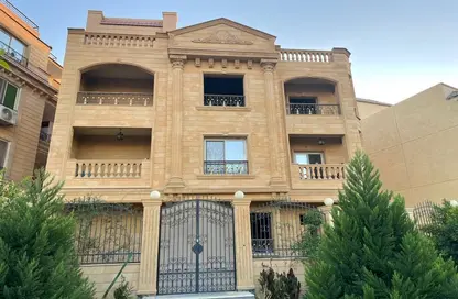 Villa for sale in Al Gezira St. - South Investors Area - New Cairo City - Cairo