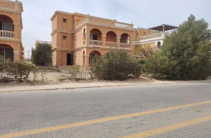 Villa - 5 Bedrooms - 4 Bathrooms for sale in Stella Heliopolis - Cairo - Ismailia Desert Road - Cairo