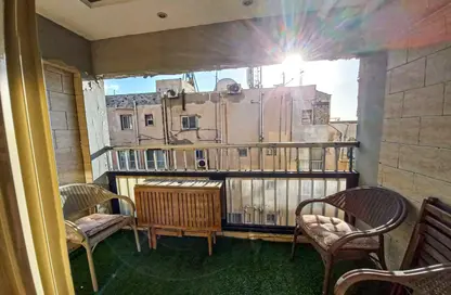 شقة - 2 غرف نوم - 2 حمامات للبيع في لوران - حي شرق - الاسكندرية