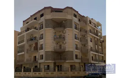 Apartment - 2 Bedrooms - 2 Bathrooms for sale in South Lotus - El Lotus - New Cairo City - Cairo