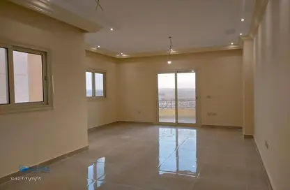 Apartment - 3 Bedrooms - 3 Bathrooms for rent in North Lotus - El Lotus - New Cairo City - Cairo