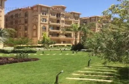 Apartment - 3 Bedrooms - 2 Bathrooms for sale in Hayati Residence - North Investors Area - New Cairo City - Cairo