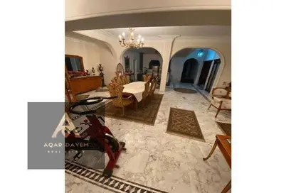 Apartment - 4 Bedrooms - 4 Bathrooms for sale in Hesham Labib St. - 8th Zone - Nasr City - Cairo