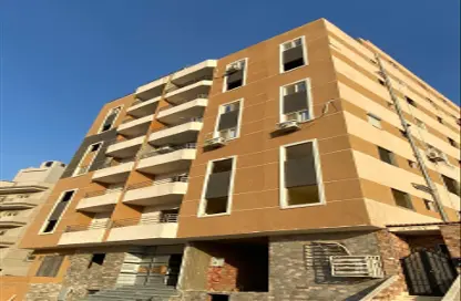 Apartment - 3 Bedrooms - 2 Bathrooms for sale in Al Hadaba Al Wosta - Mokattam - Cairo