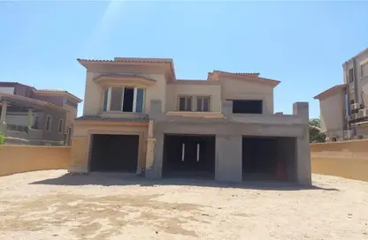 Villa - 6 Bedrooms - 5 Bathrooms for sale in Meadows Park - Sheikh Zayed Compounds - Sheikh Zayed City - Giza