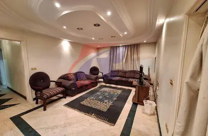 Apartment - 4 Bedrooms - 3 Bathrooms for rent in Gamal Al Din Dewidar St. - 8th Zone - Nasr City - Cairo