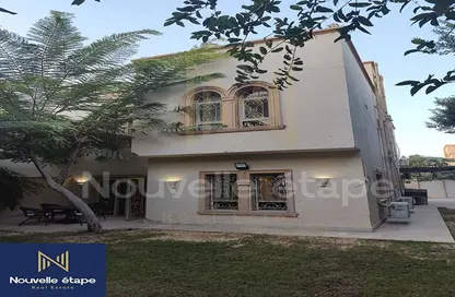 Twin House - 5 Bedrooms - 4 Bathrooms for rent in Greens - 6th District - Sheikh Zayed City - Giza