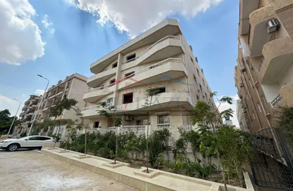 Apartment - 3 Bedrooms - 2 Bathrooms for sale in 1st Area - Shorouk City - Cairo