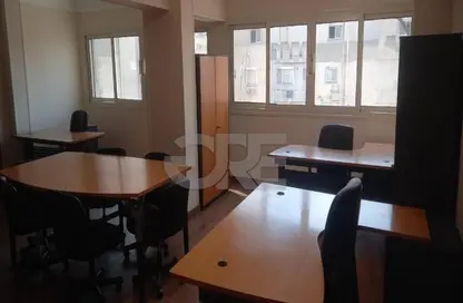 Office Space - Studio - 3 Bathrooms for rent in Gameat Al Dewal Al Arabeya St. - Mohandessin - Giza