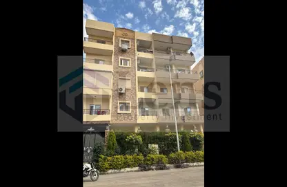 Apartment - 2 Bedrooms - 1 Bathroom for sale in South Lotus - El Lotus - New Cairo City - Cairo