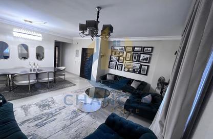 Apartment - 3 Bedrooms - 2 Bathrooms for sale in Corniche St. - El Mearag City - Zahraa El Maadi - Hay El Maadi - Cairo