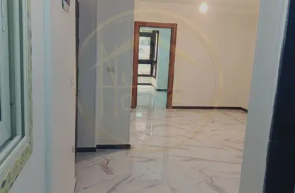 Office Space - Studio - 1 Bathroom for rent in Port Said St. - Ibrahimia - Hay Wasat - Alexandria