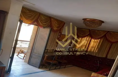 Apartment - 2 Bedrooms - 2 Bathrooms for sale in Moussa Al Kazim St. - Al Hadiqah Al Dawliyah - 7th District - Nasr City - Cairo