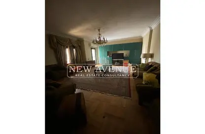 Apartment - 3 Bedrooms - 3 Bathrooms for sale in Omarat El Yamani St. - Zamalek - Cairo