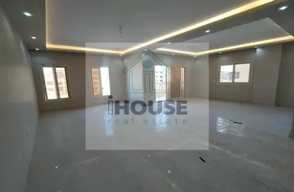 Apartment - 4 Bedrooms - 3 Bathrooms for rent in Beit Al Watan - Sheikh Zayed Compounds - Sheikh Zayed City - Giza