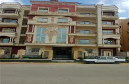 Apartment - 3 Bedrooms - 3 Bathrooms for sale in North Lotus - El Lotus - New Cairo City - Cairo