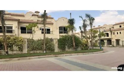 Villa - 5 Bedrooms - 6 Bathrooms for sale in Al Patio 2 - North Investors Area - New Cairo City - Cairo