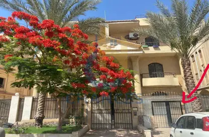 Apartment - 3 Bedrooms - 2 Bathrooms for sale in Al Narges 2 - Al Narges - New Cairo City - Cairo