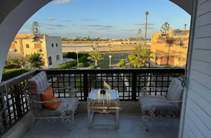 Chalet - 3 Bedrooms - 2 Bathrooms for sale in Marina 2 - Marina - Al Alamein - North Coast