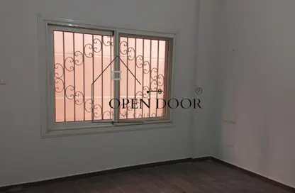 Apartment - 2 Bedrooms - 1 Bathroom for rent in Mostafa Marei St. - El Yasmeen 7 - El Yasmeen - New Cairo City - Cairo