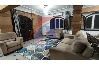 Apartment - 2 Bedrooms - 1 Bathroom for rent in Al Nozha St. - Ard El Golf - Heliopolis - Masr El Gedida - Cairo