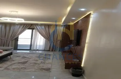 Apartment - 3 Bedrooms - 2 Bathrooms for sale in Sarayat El-Kattameya - El Katameya Compounds - El Katameya - New Cairo City - Cairo