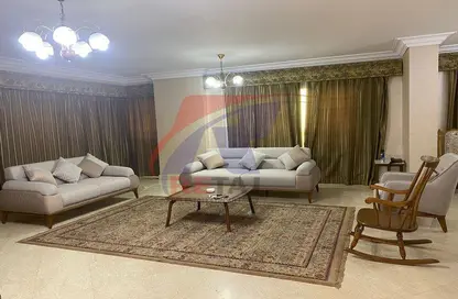 Apartment - 3 Bedrooms - 2 Bathrooms for rent in Asmaa Fahmy St. - Ard El Golf - Heliopolis - Masr El Gedida - Cairo