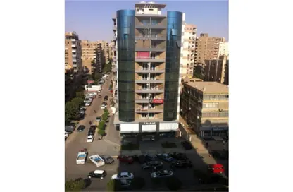 Apartment - 3 Bedrooms - 2 Bathrooms for rent in Hesham Labib St. - 8th Zone - Nasr City - Cairo