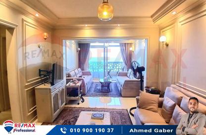 Apartment - 2 Bedrooms - 1 Bathroom for sale in Al Geish Road - Cleopatra - Hay Sharq - Alexandria