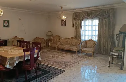 Apartment - 3 Bedrooms - 3 Bathrooms for sale in Kabol St. - 6th Zone - Nasr City - Cairo