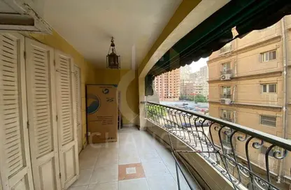 Apartment - 3 Bedrooms - 2 Bathrooms for sale in Cornish El Nile St. - Maadi - Hay El Maadi - Cairo