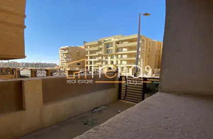 Apartment - 3 Bedrooms - 3 Bathrooms for sale in South Lotus - El Lotus - New Cairo City - Cairo