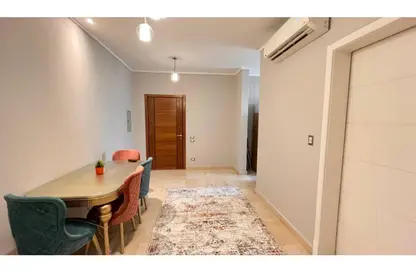 Apartment - Studio - 1 Bathroom for sale in Palm Hills Village Gate - South Investors Area - New Cairo City - Cairo